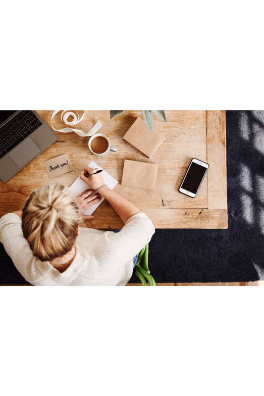 15 Thoughtful Things to Say in a Handwritten Note